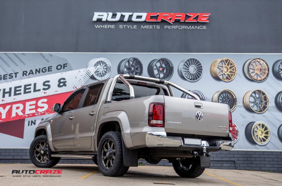 VOLKSWAGEN AMAROK BUCK 25 XD MATTE BLACK MACHINED FACE